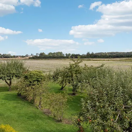 Lovely In With Kitchen Semesterbostad *