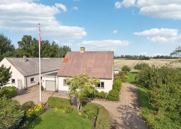 Lovely In With Kitchen *